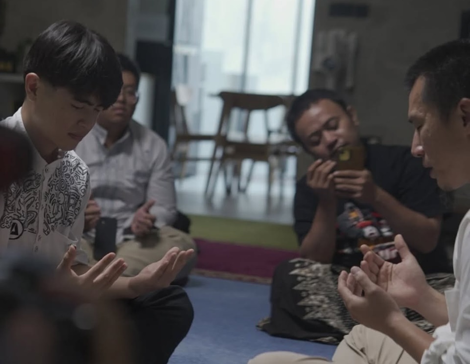 Steven Wongso Mualaf Dibimbing Ustaz Felix Siauw [Instagram]