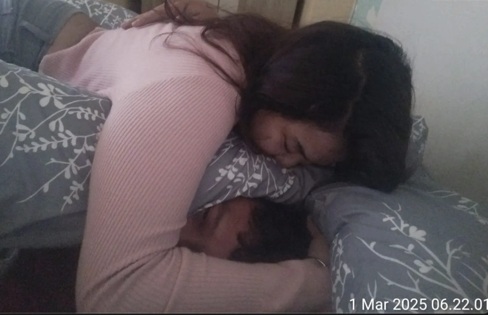 Suami Anjani dan selingkuhannya, Devina Aulia. [Threads]