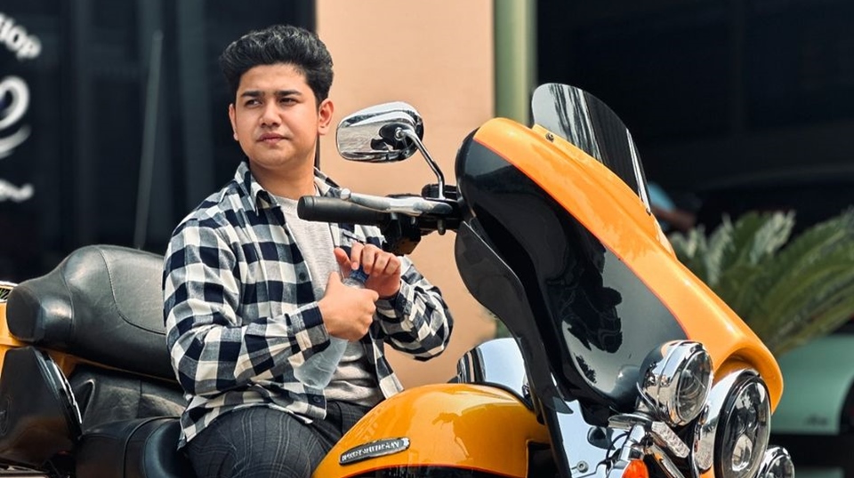 Syakir Daulay Pamer Foto Syar'i Bareng Fuji Auto Didoakan Berjodoh