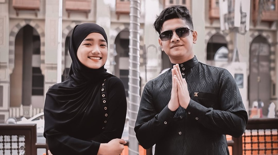 Syakir Daulay Pamer Foto Syar'i Bareng Fuji Auto Didoakan Berjodoh