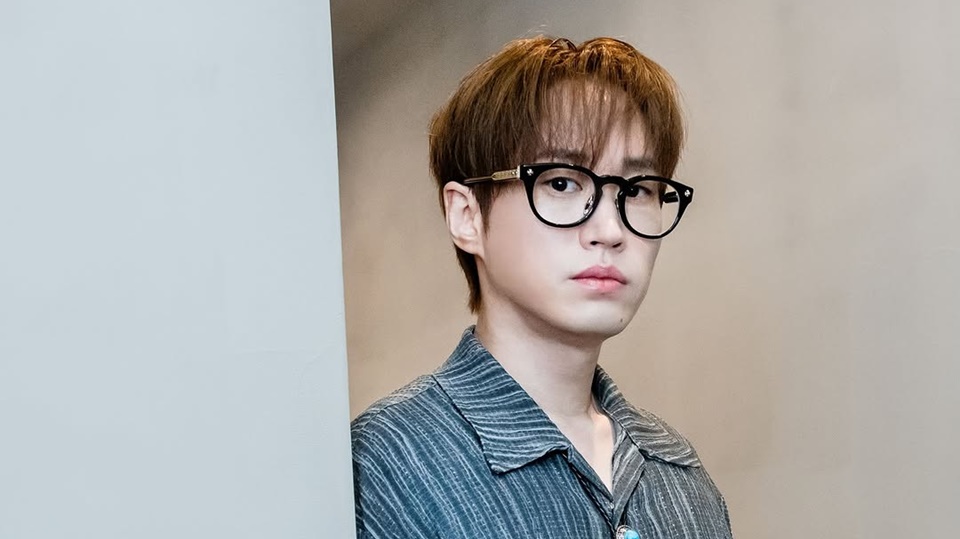 Tablo Epik High Jadi Korban Pedasnya Makanan Indonesia