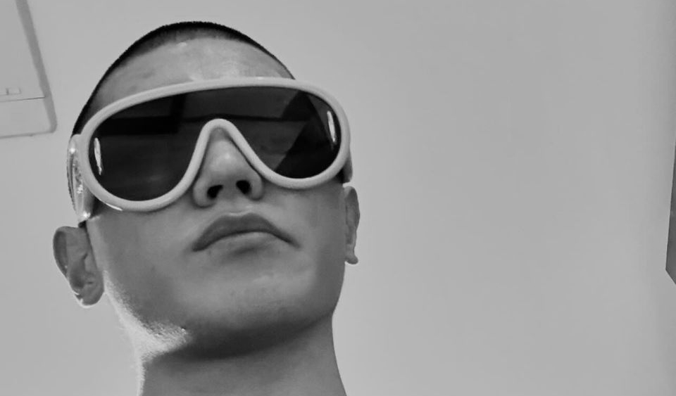 Taeyong NCT Wamil Hari ini, Terungkap Cerita di Balik Kepalanya yang Hampir Plontos