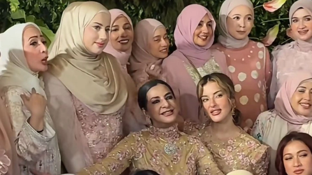 Momen kebersamaan lebaran Tasya dan Tasyi. [TikTok]