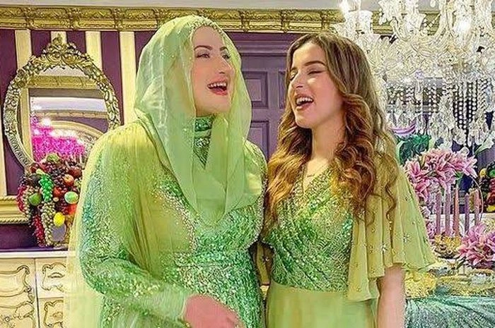 Tasyi Athasyia Dan Tasya Farasya [sumber: Instagram Tasyafarasya]