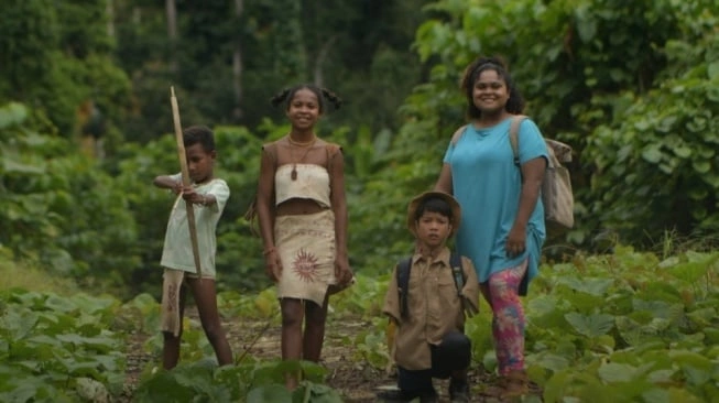 Teman Tegar Maira Whisper From Papua Instagram