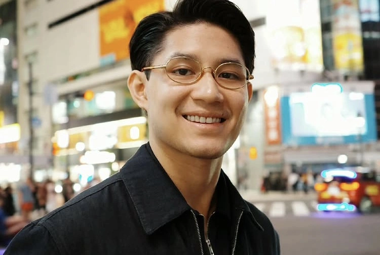 Resmi Tunangan dengan Cleantha Islan, Ini Profil Teuku Rassya, Anak Tamara Bleszinsky