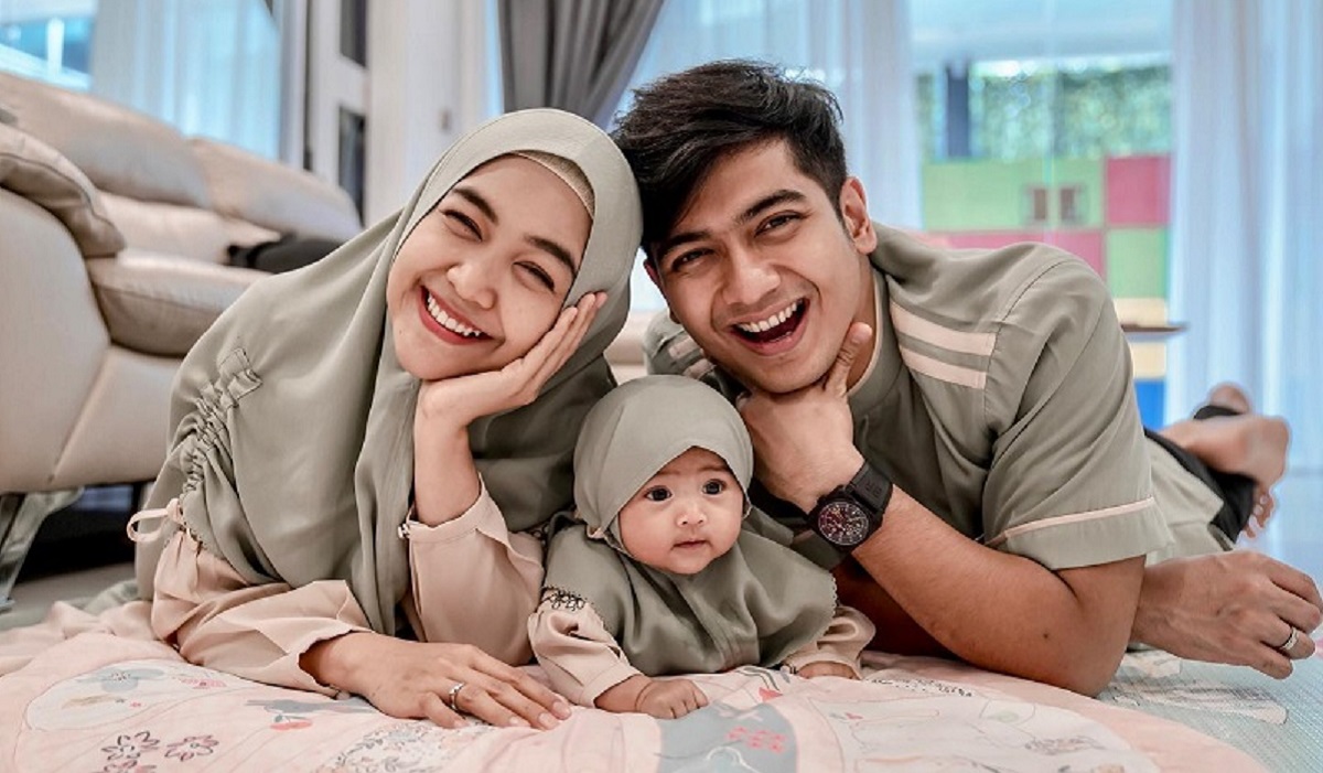 Ria Ricis dan Teuku Ryan Mau Bersihkan Hati di Tanah Suci