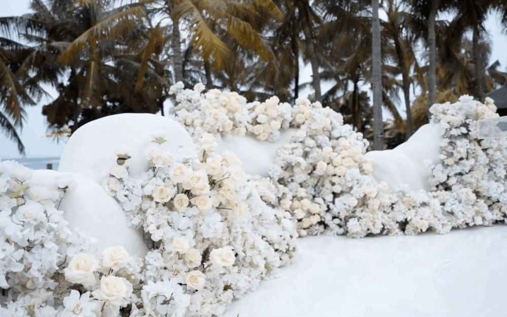 The Royal Santrian lokasi pernikahan Ranty Maria dan Rayn Wijaya. [YouTube/TS Media]