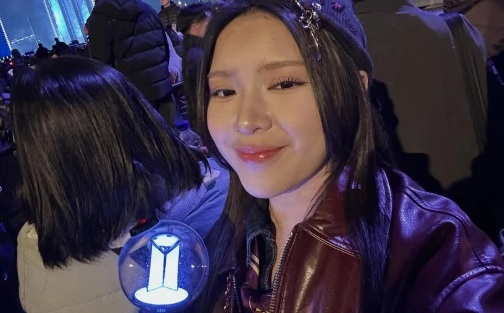 Tiara Andini nonton konser BTS di Gwanghwamun. (Instagram)