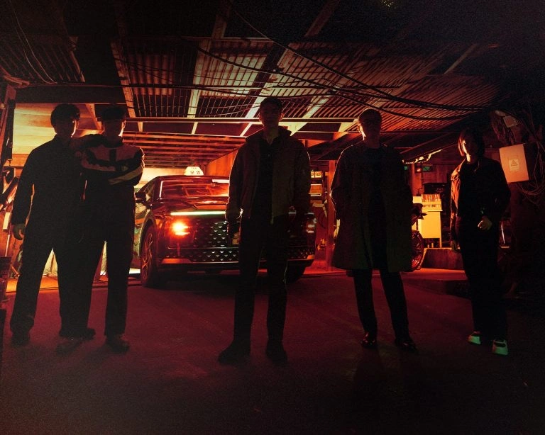 Tim Rainbow Taxi Dalam Taxi Driver 3 [Sumber: Instagram]