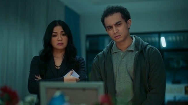 Film Tinggal Meninggal Tawarkan Konsep 'Breaking The Fourth Wall', Apa Itu?