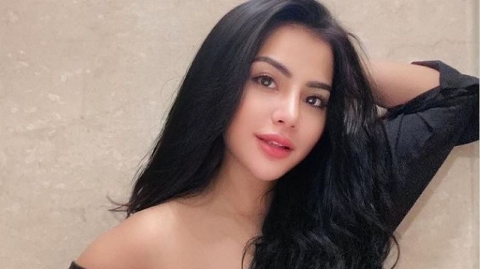 Penampilan Tisya Erni Jadi Gunjingan Ketika Fotonya Diambil Dari Dekat: Vibes Emak-Emak