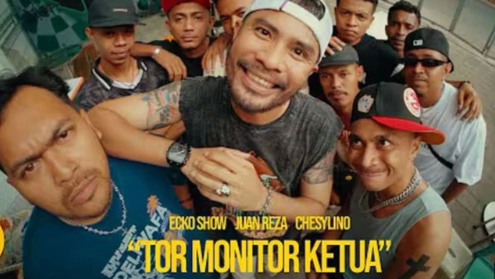 Lagi viral di TikTok! Potongan lirik “Tor monitor ketua” bikin semua orang ikut nyanyi. [YouTube]