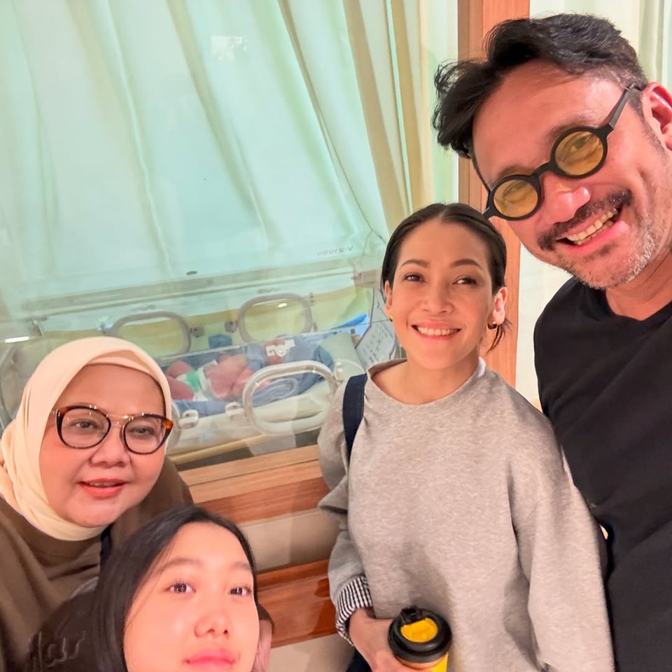 Tora Sudiro Pamer Cucu Pertama [Instagram]