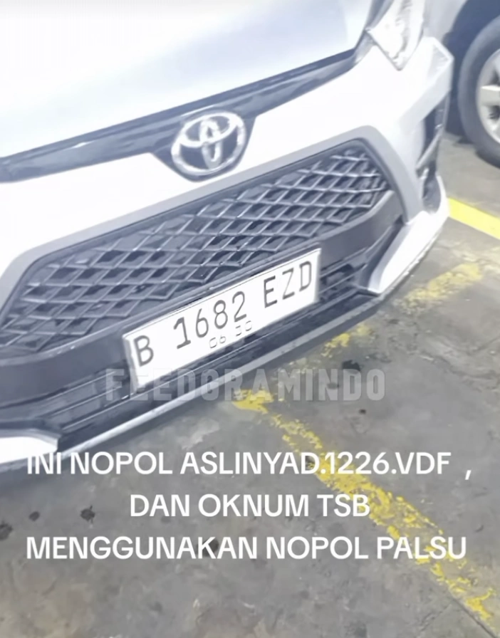 Toyota Raize Barang Bukti Diduga Pakai Plat Nomor Palsu. [TikTok]