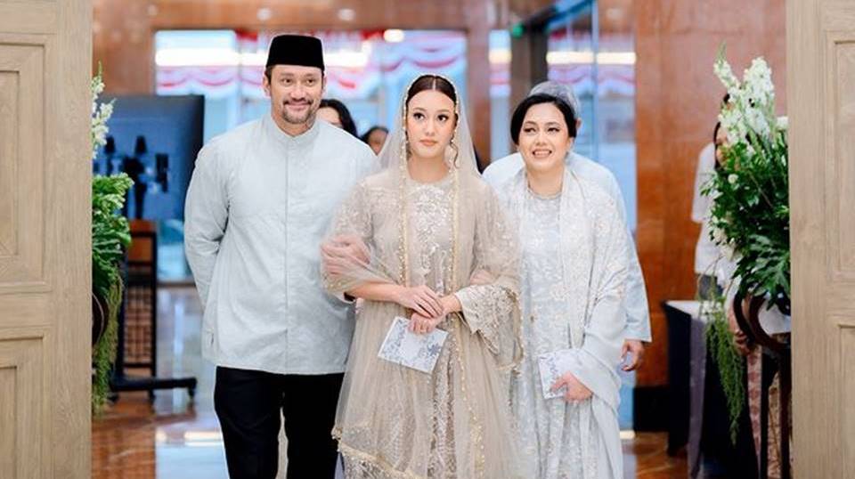 Tora Sudiro Girang Tahu Duluan Jenis Kelamin Cucu dari Nabila