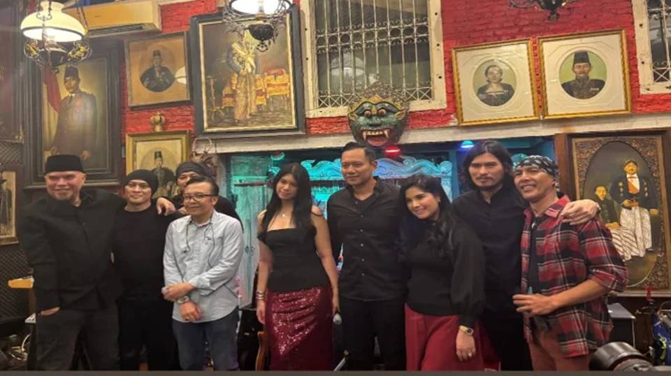 Annisa Pohan Terharu, AHY Wujudkan Mimpi Aira Hadirkan Dewa 19 di Pesta Ultah ke-17