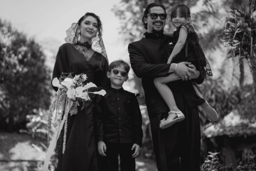 Unggahan Keenan Pearce Cc Instagram Keenanpearce