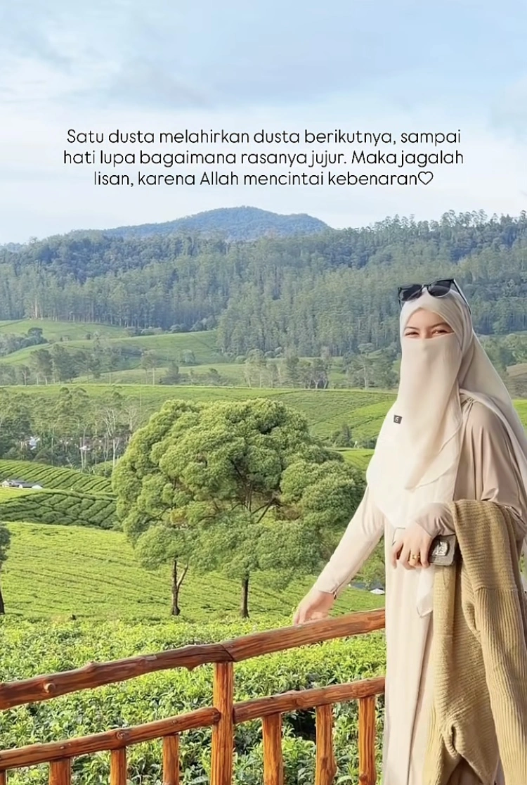 Unggahan Wardatina Mawa [Instagram]