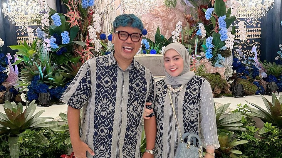 Nyaleg, Uya Kuya dan Istri Diamuk Pak RT Saat Kampanye di Jaksel