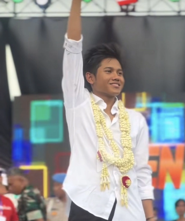 Valen Da7 Saat Konser Di Pamekasan 1 [Tiktok]