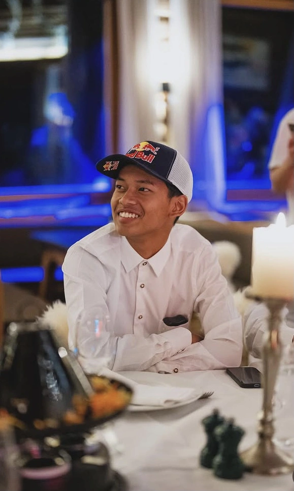 Veda Ega Pratama Saat Jumpa Pers Di Austria [Instagram]