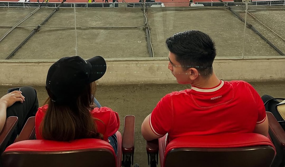 Verrell Bramasta dan Fuji Terciduk Nonton Indonesia Vs Bahrain Bareng [Instagram]
