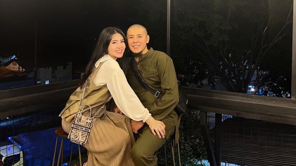 Gak Sembarangan, Via Vallen dan Suami Butuh 3 Bulan Buat Tentuin Nama Anak Pertama