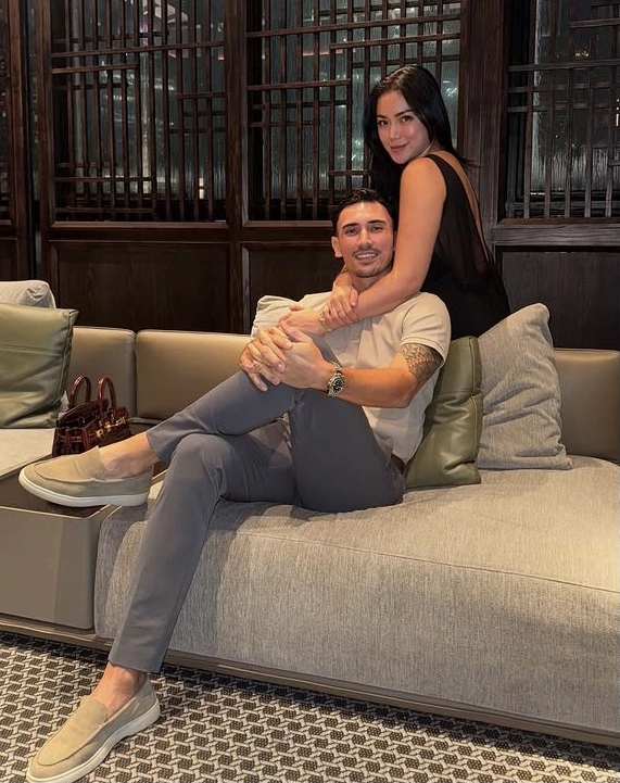 Vincent Verhaag Dan Jessica Iskandar [Instagram]