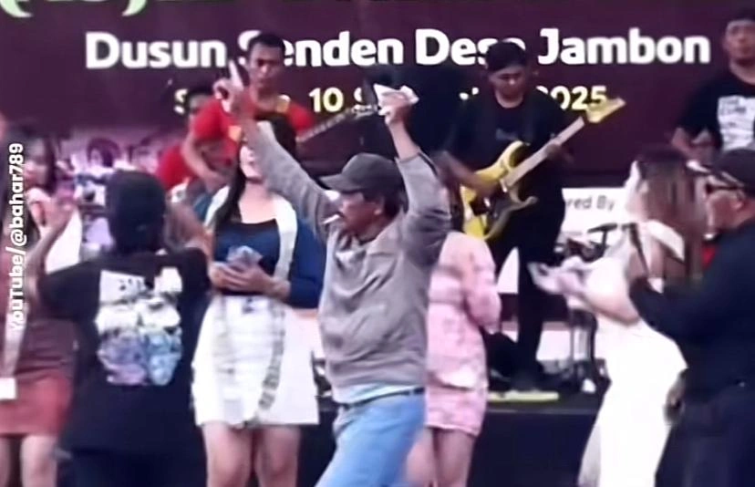 Viral Peresmian Masjid Pakai Acara Dangdut Dan Ada Biduan