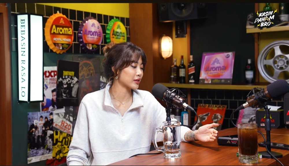 Widy Vierratale Saat Di Podcast Rockaroma Id Youtube Rockaroma Id