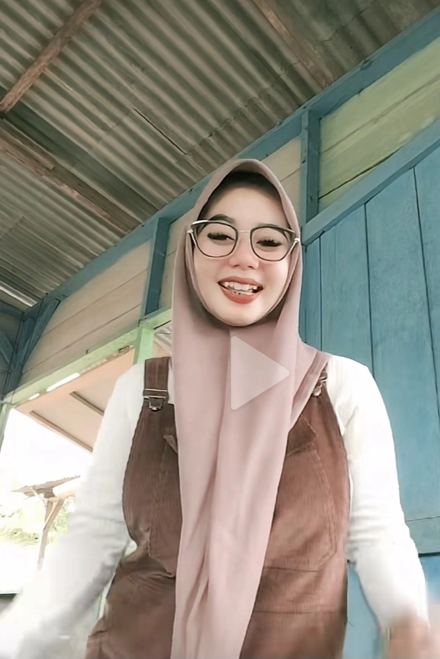 Winda Can Saat Masih Berkerudung 2 [Tiktok]