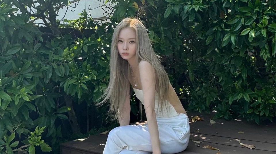 Winter aespa Ngemper di Bandara, Terlantar?