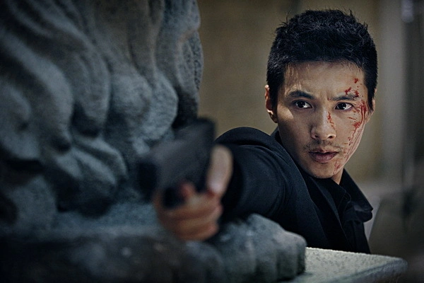 Won Bin di film terakhirnya, Man From Nowhere.