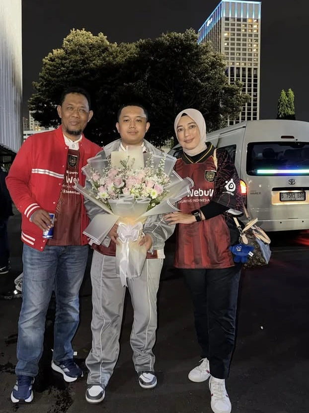 Yazuke Dan Kedua Orang Tuanya [Instagram]