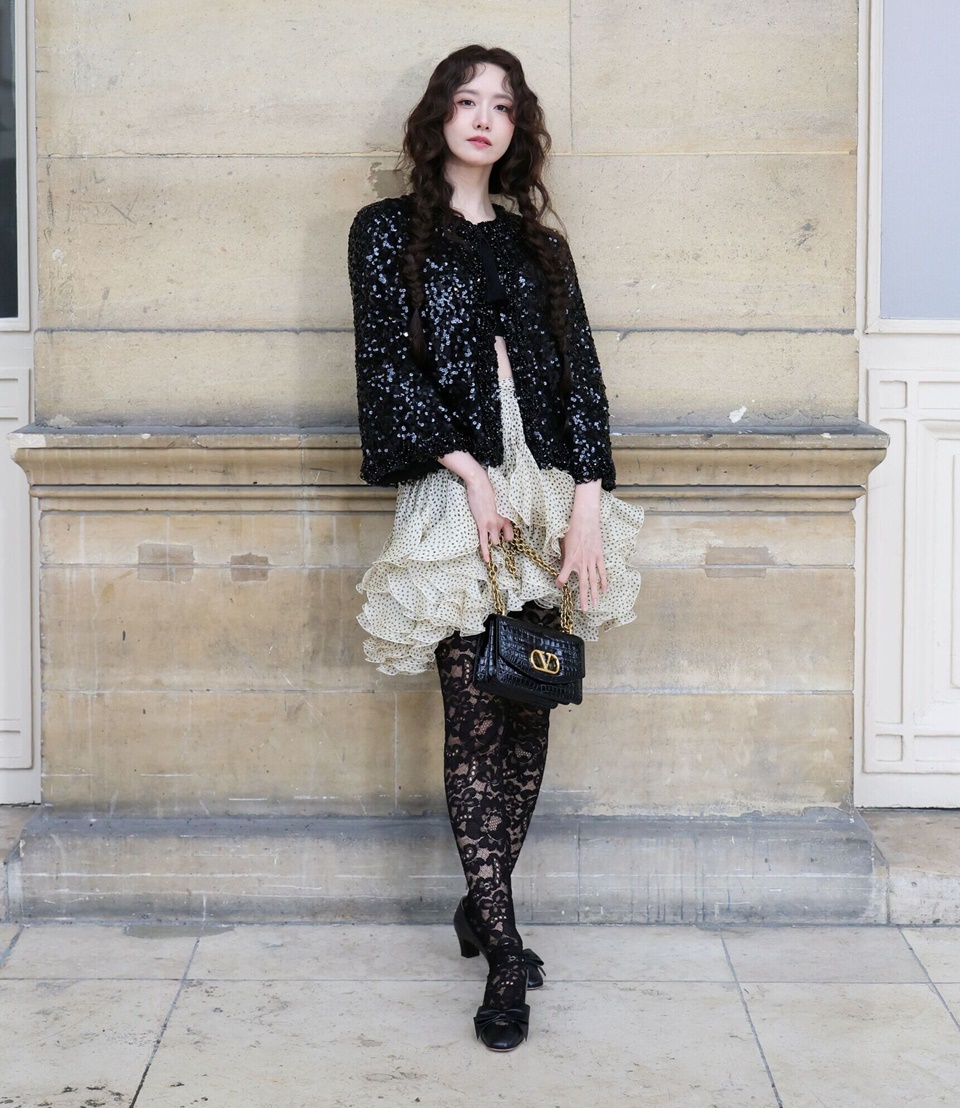 YoonA SNSD Tuai Kritik Gegara Penampilannya di Event Fashion Terbaru