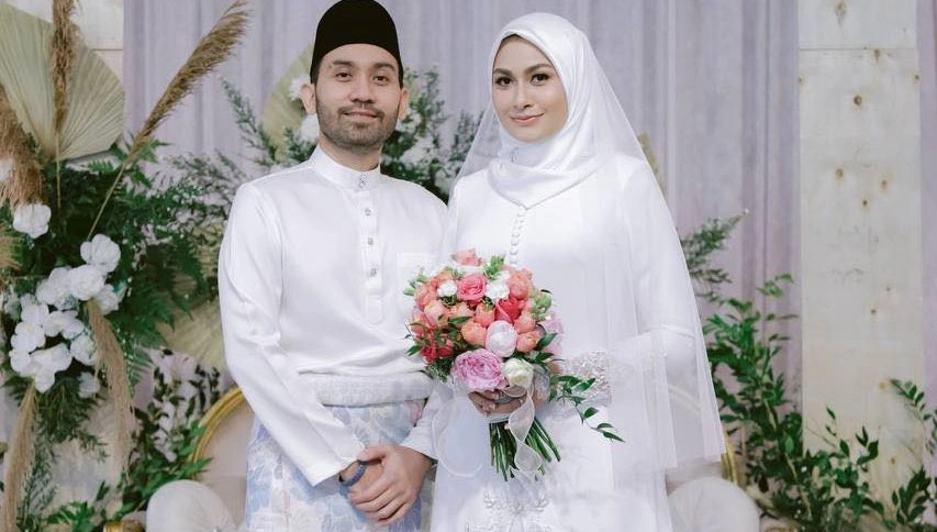 Young Syefura Othman Dan Mohd Edrin Nordin Sumber Kosmo