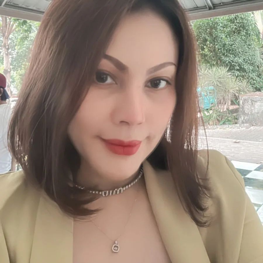 Febby Carol