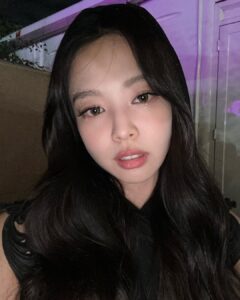 Jennie BLACKPINK (Instagram)