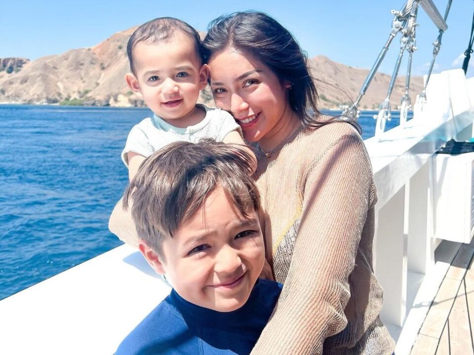 Jessica Iskandar Bareng El Barack dan Don [Instagram]