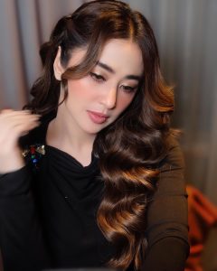 Dewi Persik (Instagram)