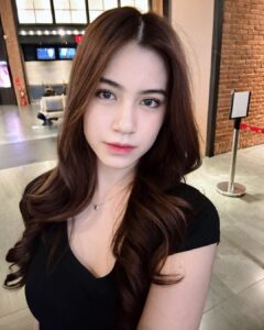 Riona Aurora (Instagram)