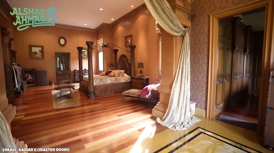 Rumah Ortu Alshad Ahmad [YouTube]