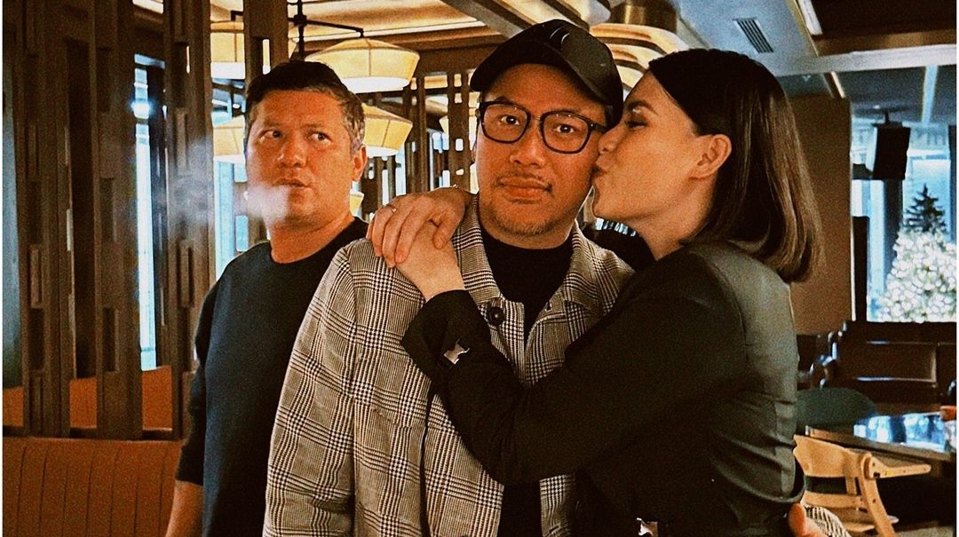 Potret Gading Marten Jadi Orang Ketiga [Instagram]