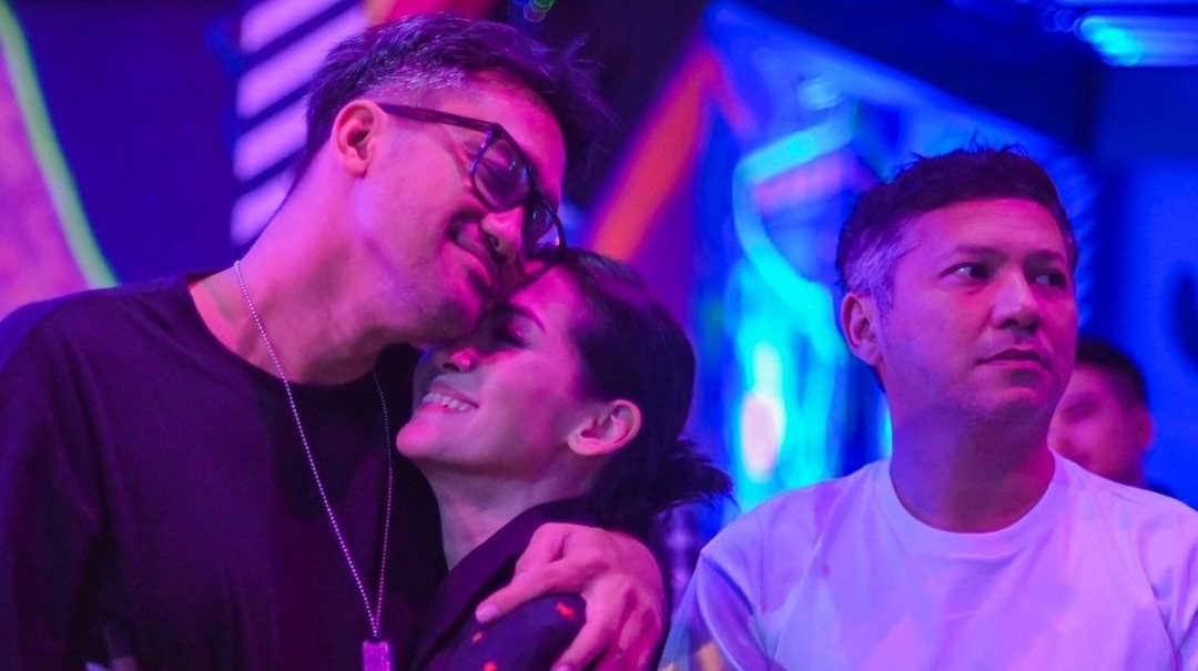 Potret Gading Marten Jadi Orang Ketiga [Instagram]