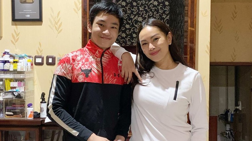 Kalina Oktarani dan Azka Corbuzier [Instagram]