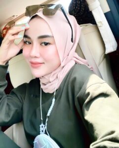 Medina Zein (Instagram)