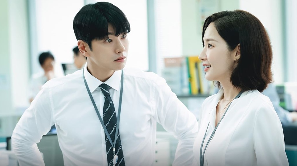 Park Min Young di Marry My Husband [Instagram]