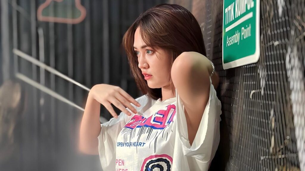 Happy Asmara move on [Instagram]