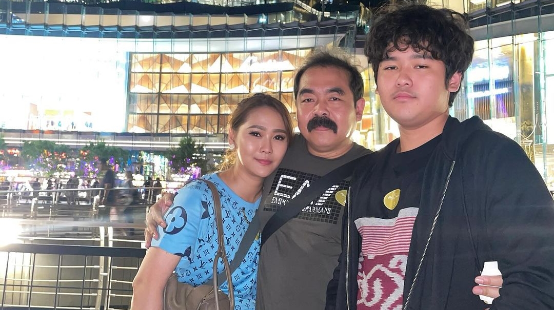 Inul Daratista bareng Adam Suseno dan Yusuf Ivander [Instagram]